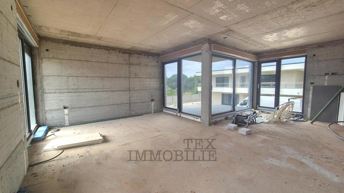 Parenzo, appartamento in costruzione a 1,6 km dal mare - S2