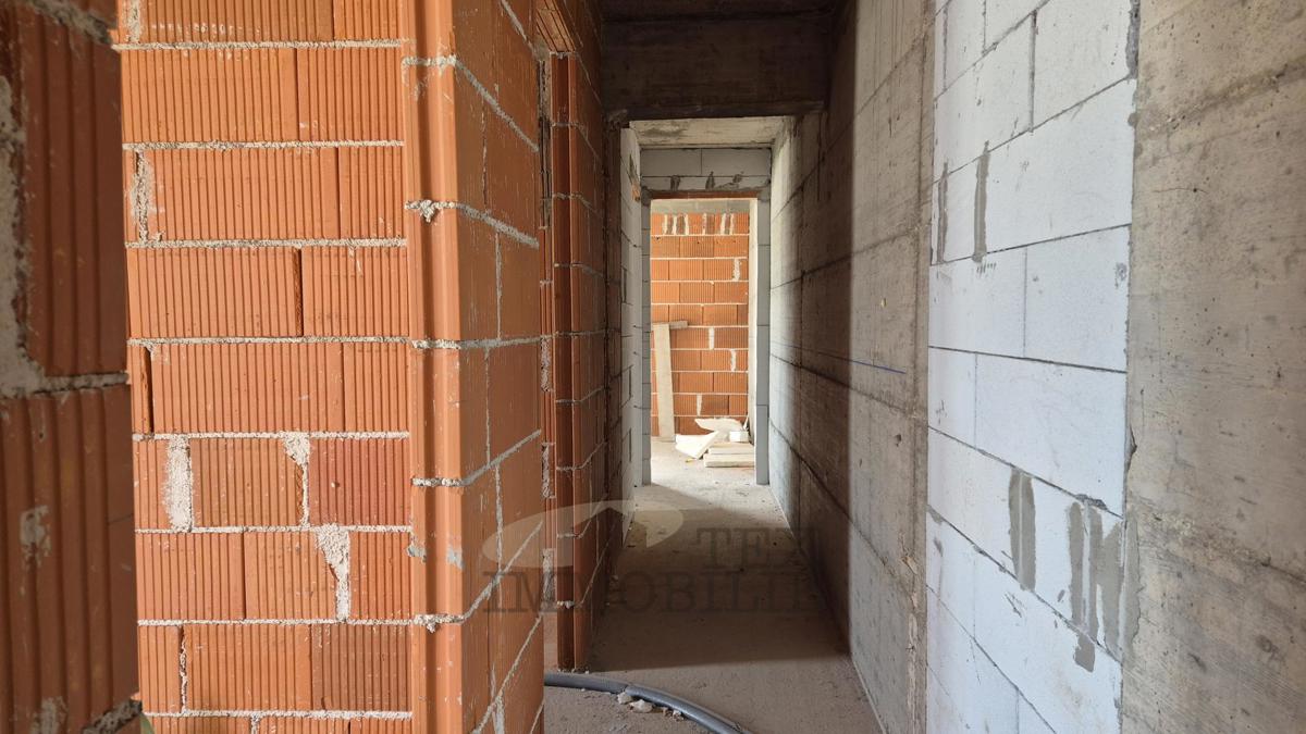 Parenzo, appartamento in costruzione a 1,6 km dal mare - S2