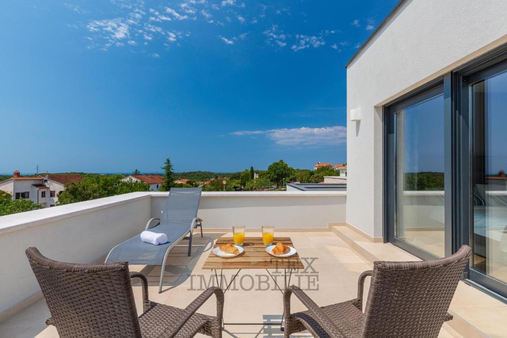 Villa moderna con vista mare a Parenzo 