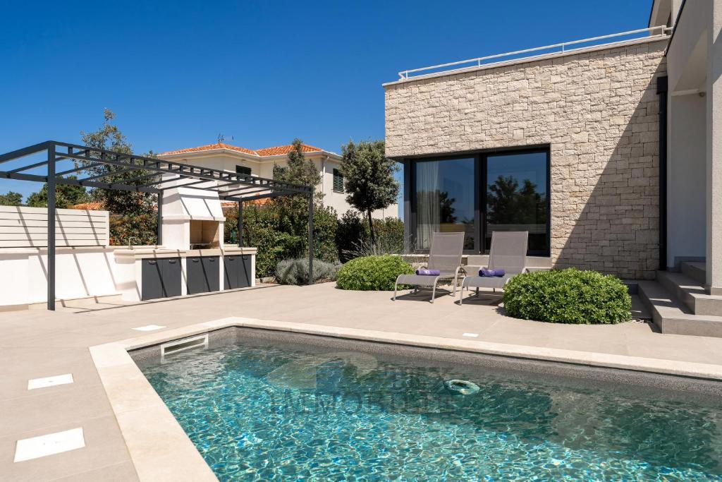 Villa moderna con vista mare a Parenzo 