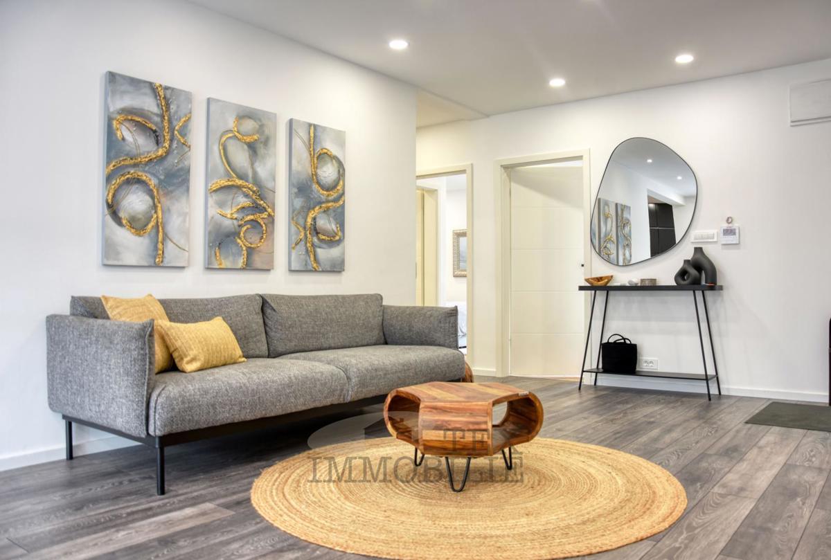 Parenzo – Appartamento spazioso 100 m², a 800 m dal mare