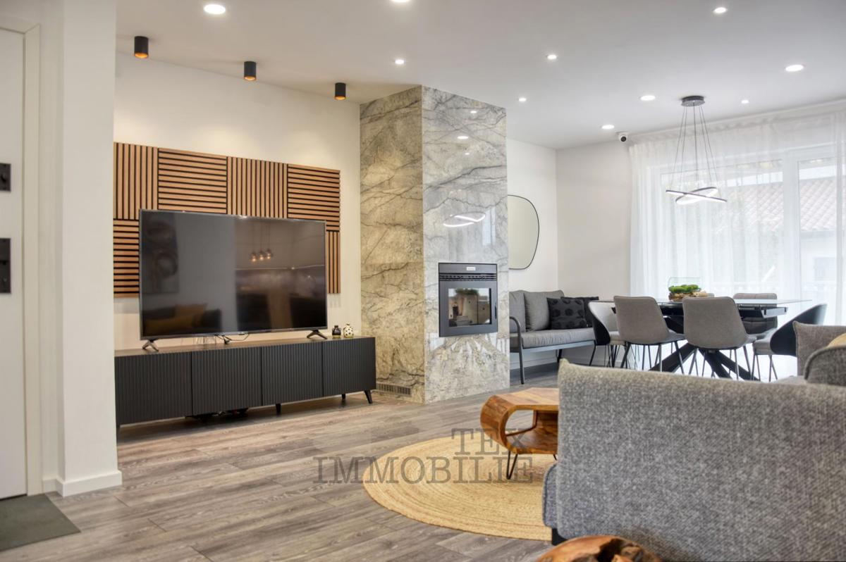 Parenzo – Appartamento spazioso 100 m², a 800 m dal mare