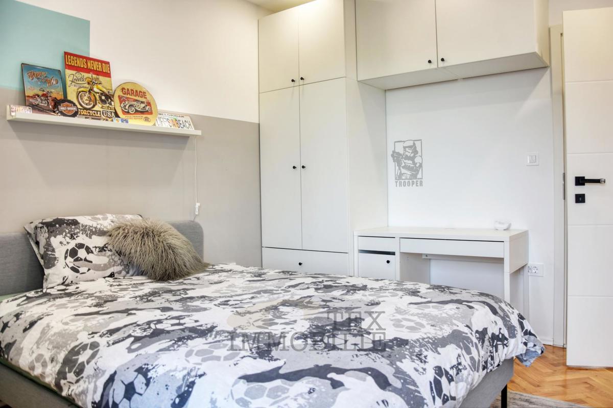 Parenzo – Appartamento spazioso 100 m², a 800 m dal mare