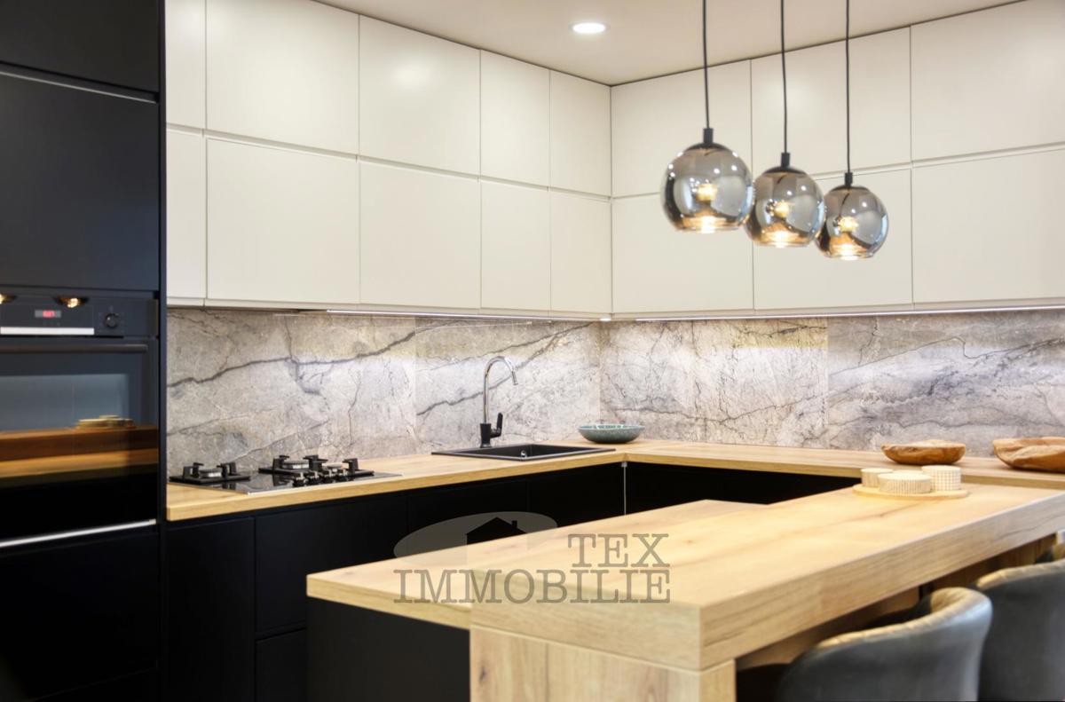 Parenzo – Appartamento spazioso 100 m², a 800 m dal mare