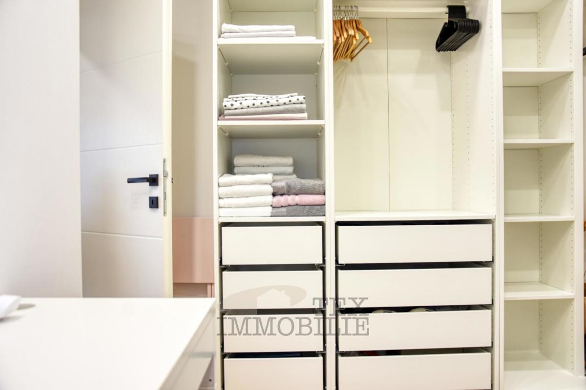 Parenzo – Appartamento spazioso 100 m², a 800 m dal mare