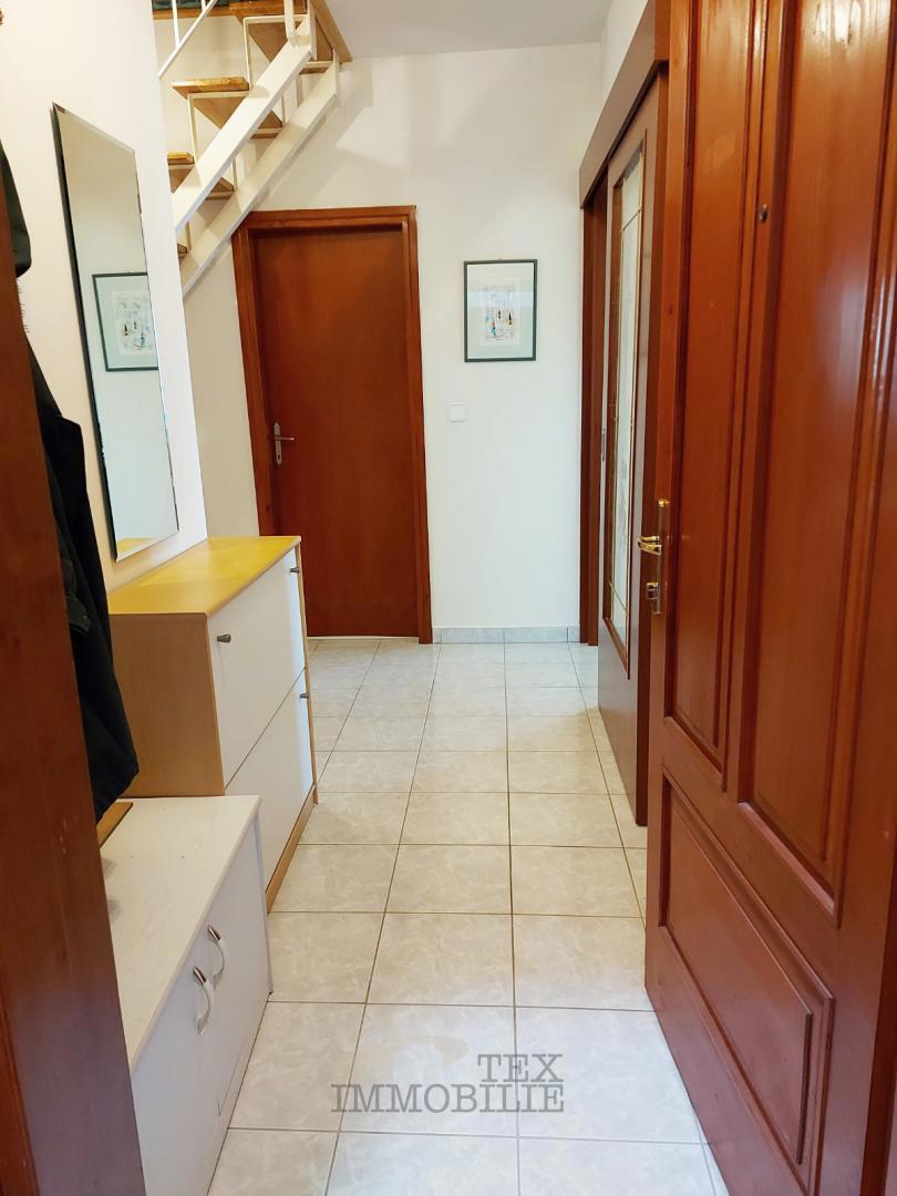 Parenzo – Ampio appartamento 105 m², a 600 m dal centro e dalle spiagge