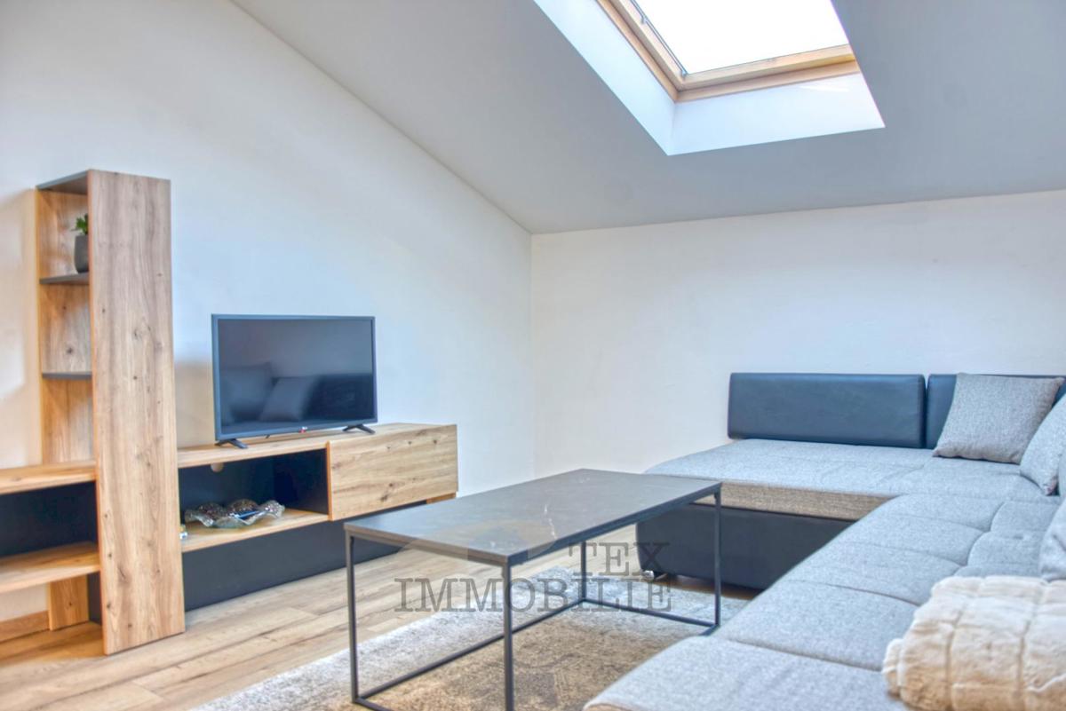 Appartamento in vendita in posizione eccellente nel centro di Parenzo – a 300 m dal mare!