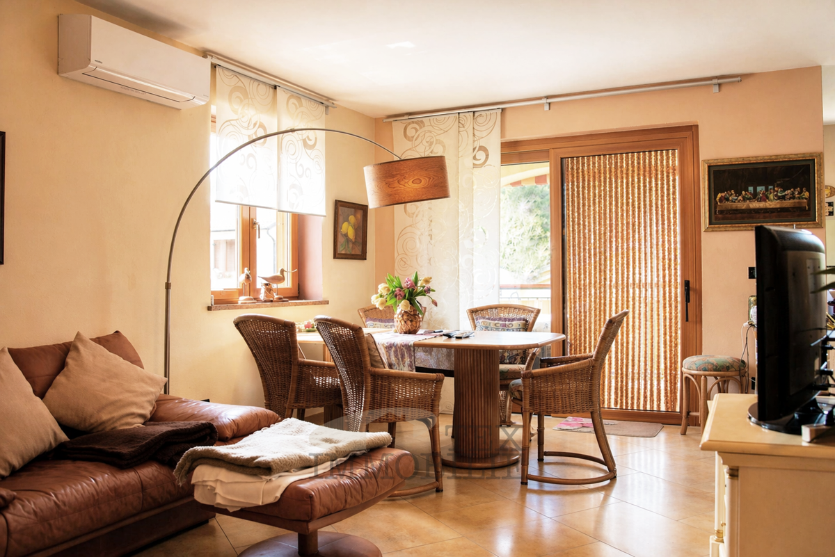 Parenzo, appartamento in ottima posizione a 150 m dal mare