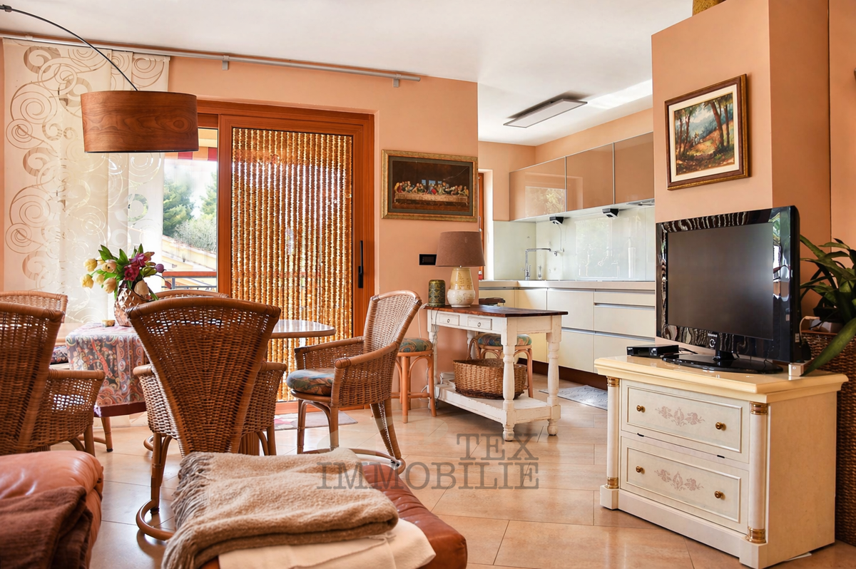 Parenzo, appartamento in ottima posizione a 150 m dal mare