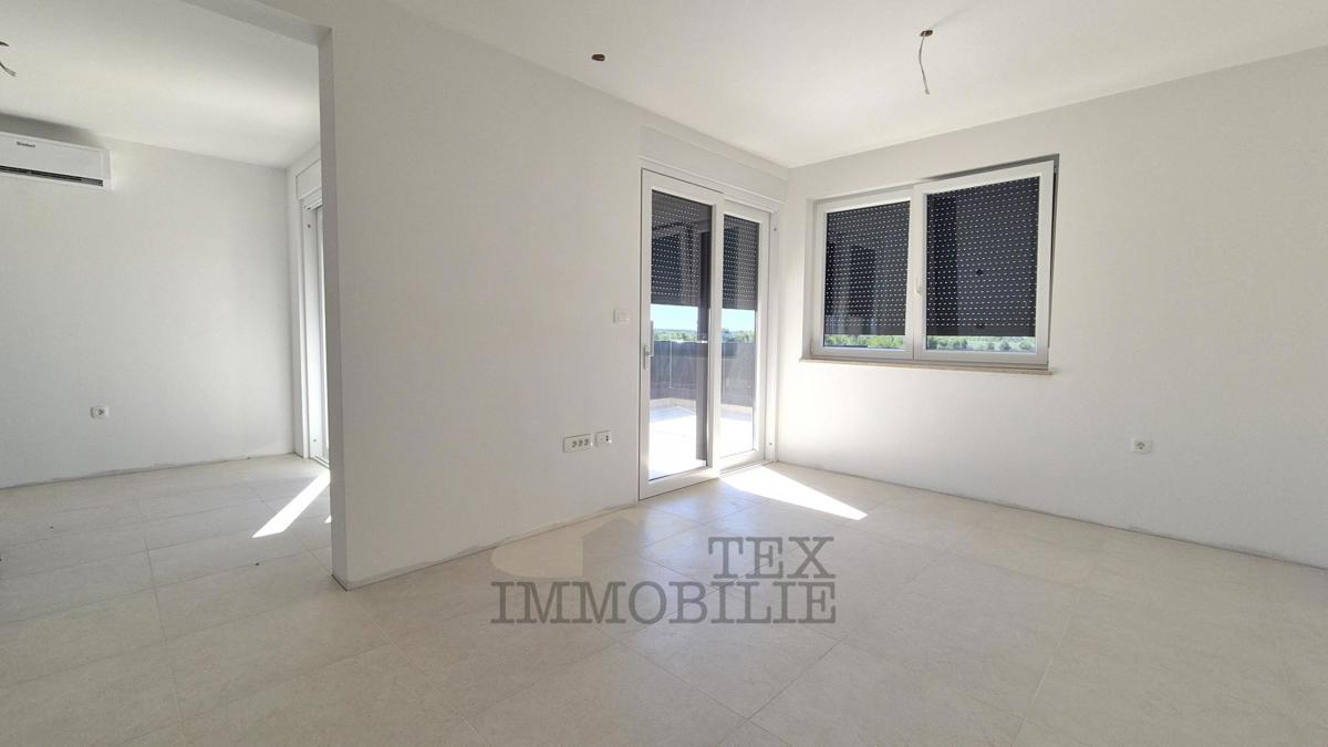 Penthouse in ottima posizione vicino al mare V2C3