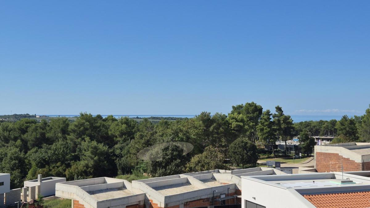 Penthouse in ottima posizione vicino al mare V2C3
