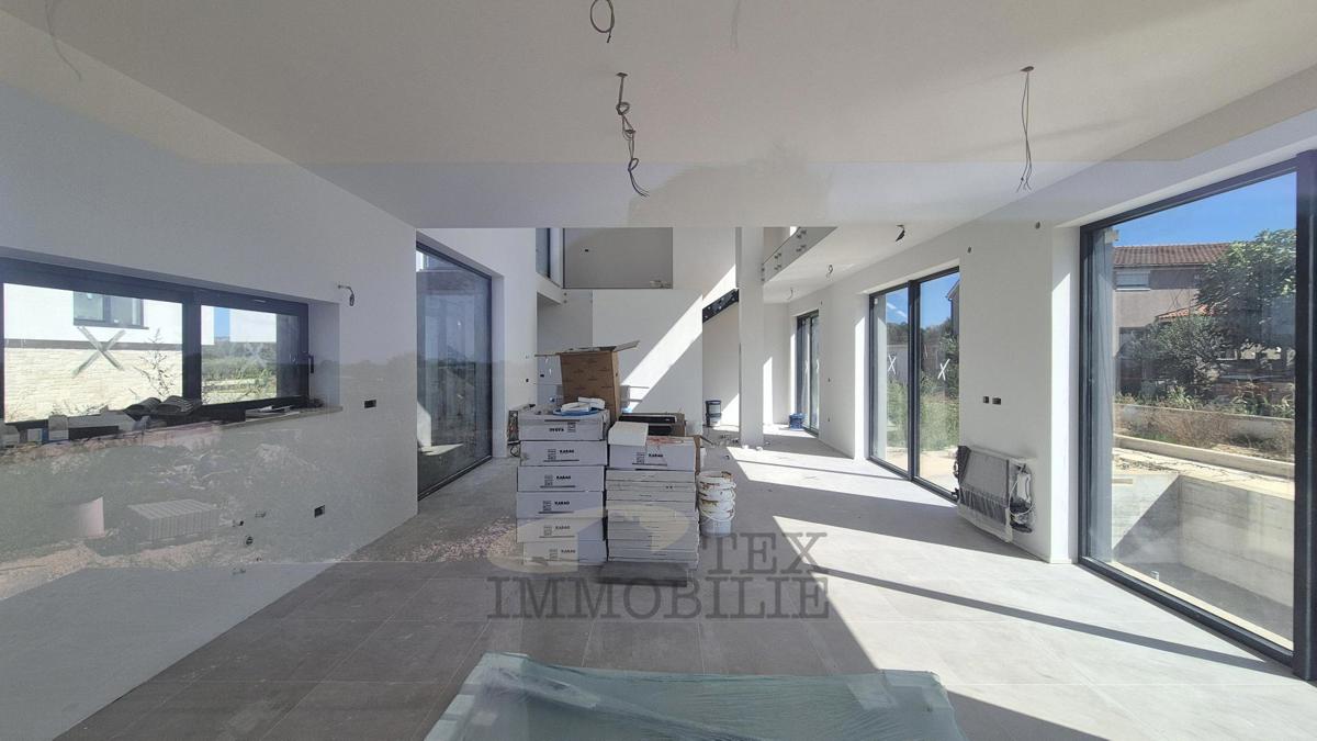 Poreč e dintorni, si vende una bellissima villa con vista mare