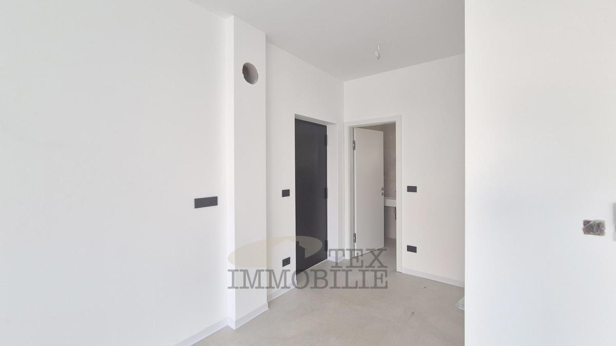 Parenzo, ampio appartamento con vista mare