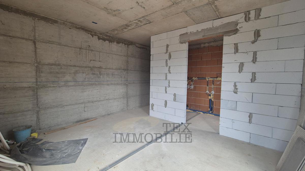 Parenzo, ottimo appartamento nuovo a 1,6 km dal mare - S1