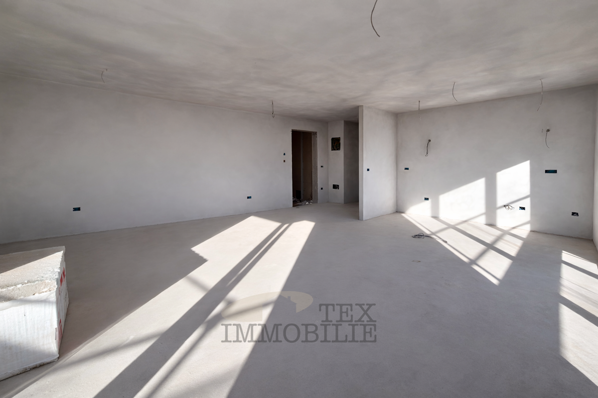 Dintorni di Parenzo, appartamento con tre camere da letto a 1 km dal mare