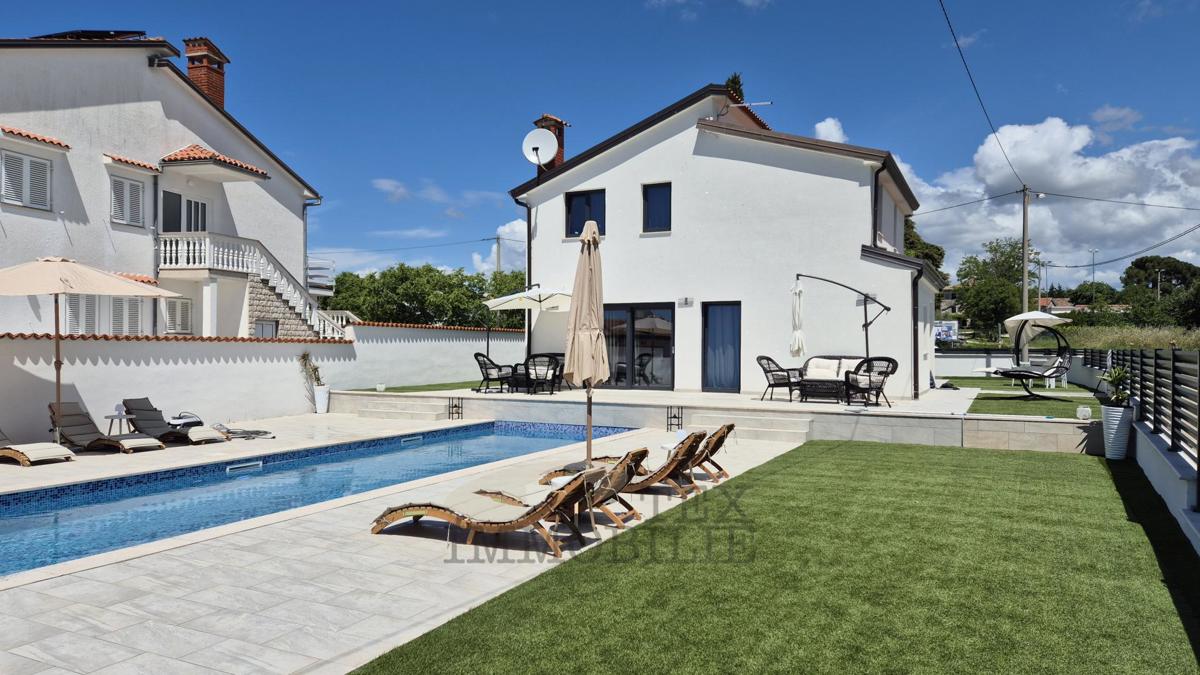 Casa con due appartamenti a soli 4 km da Parenzo