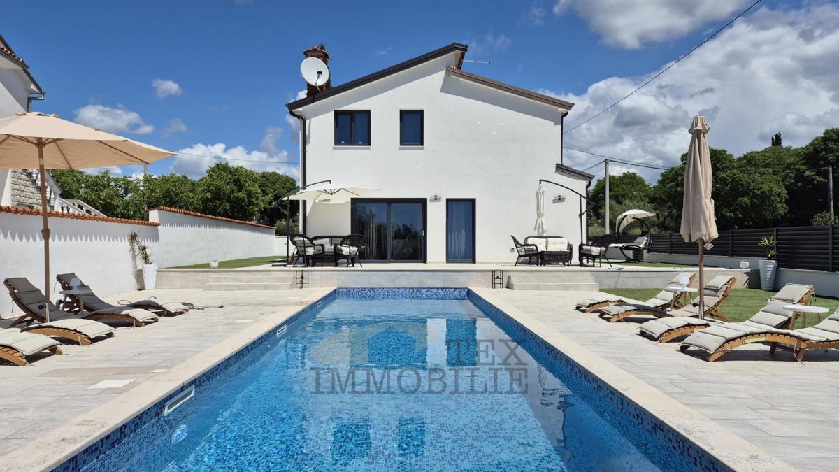 Casa con due appartamenti a soli 4 km da Parenzo