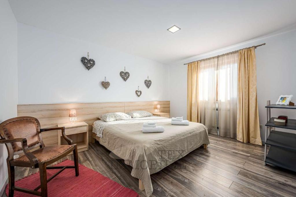 Bella casa con piscina a soli 10 km da Parenzo e dal mare