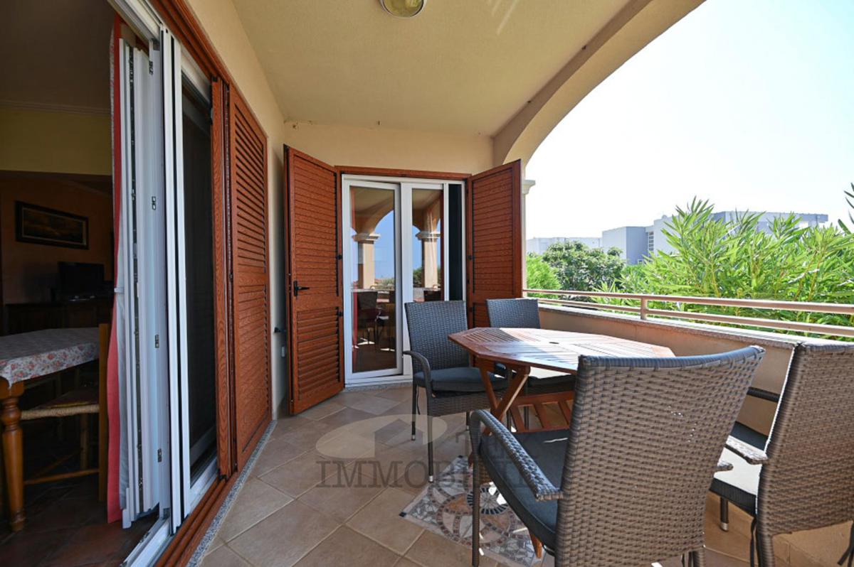 Appartamento al piano terra con vista mare – Novigrad