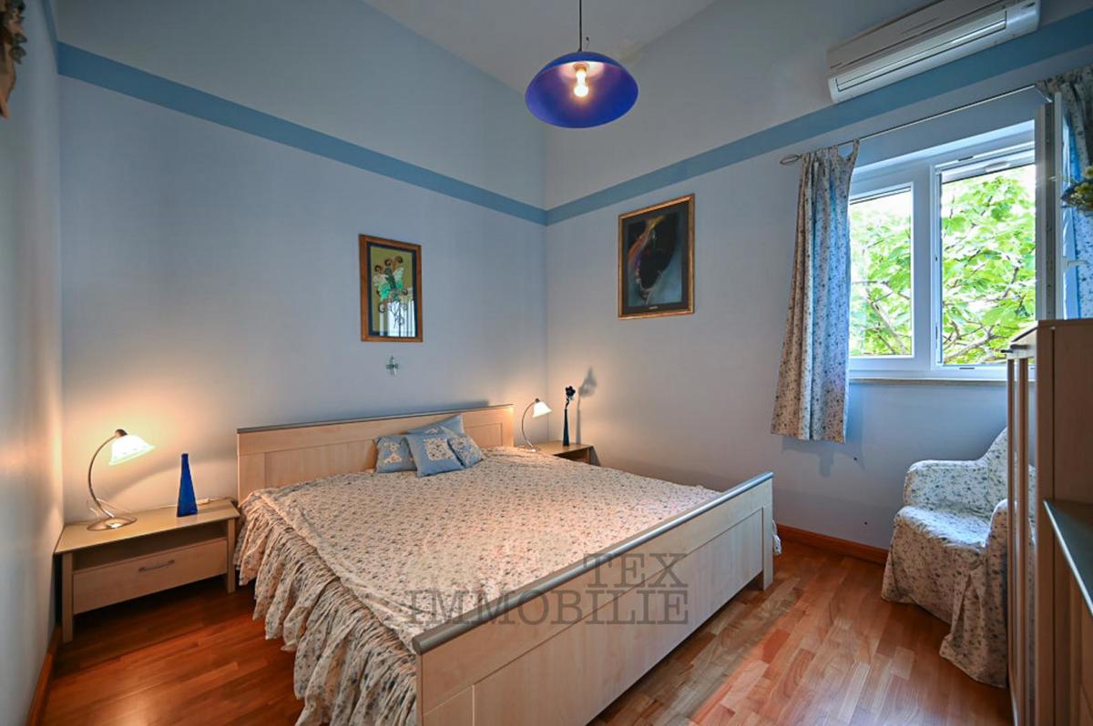 Appartamento al piano terra con vista mare – Novigrad