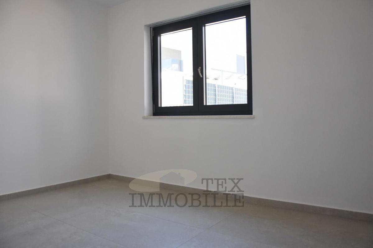 Appartamento al piano terra vicino al mare, 87 m2