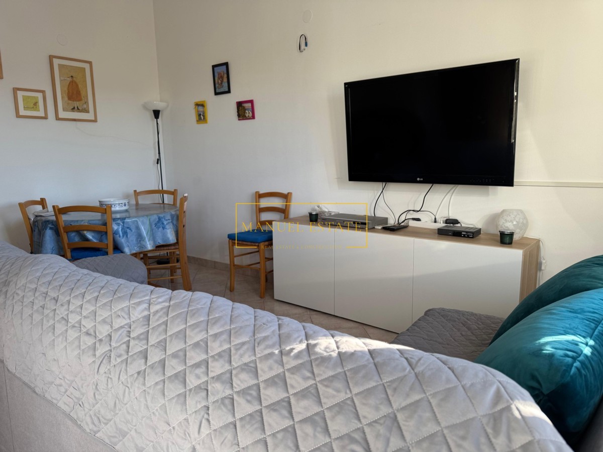 APPARTAMENTO IN VENDITA NELLA TRANQUILLA ZONA DI TAR, ISTRIA – DUE CAMERE DA LETTO E UNA SPLENDIDA TERRAZZA VICINO AL MARE!