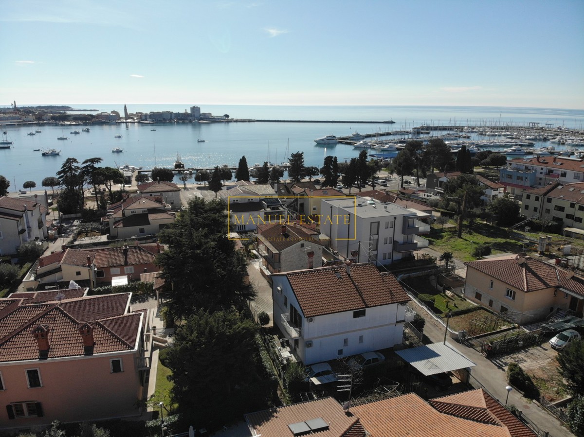 UMAG, ISTRIA – SPAZIOSA CASA INDIPENDENTE A 100 M DAL MARE CON VISTA PANORAMICA SUL MARE E GRANDE POTENZIALE DI AFFITTO TURISTICO!