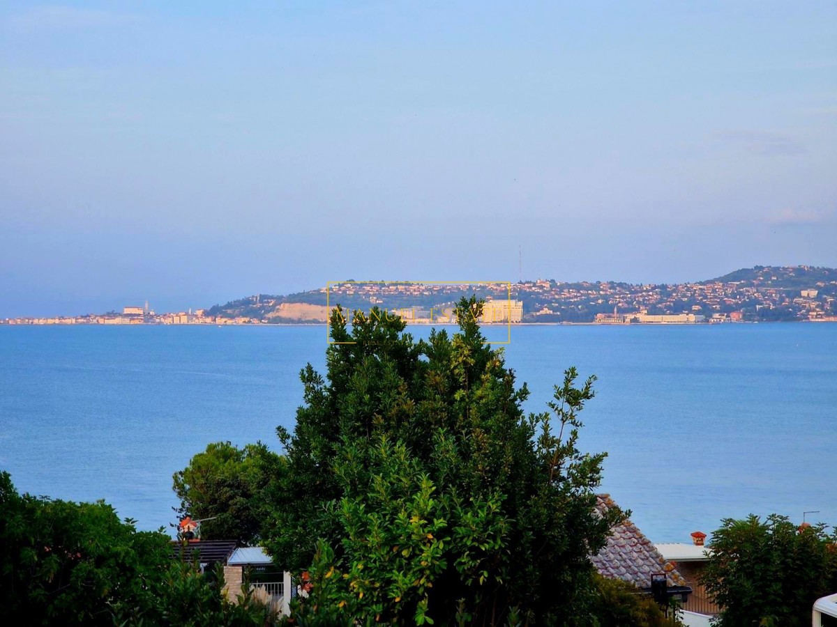 Casa con vista panoramica sul mare, Umago