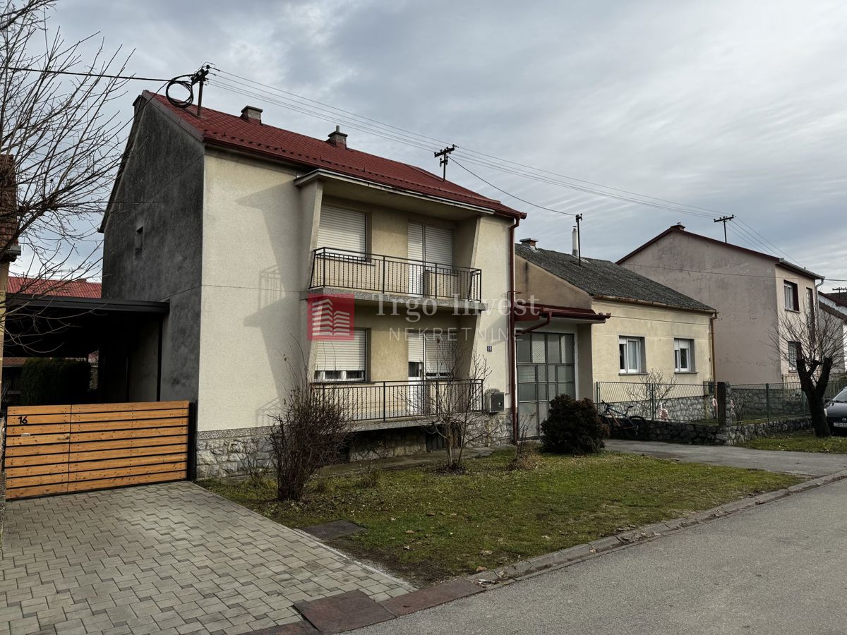 Casa Mali Pariz, Slavonski Brod, 200m2