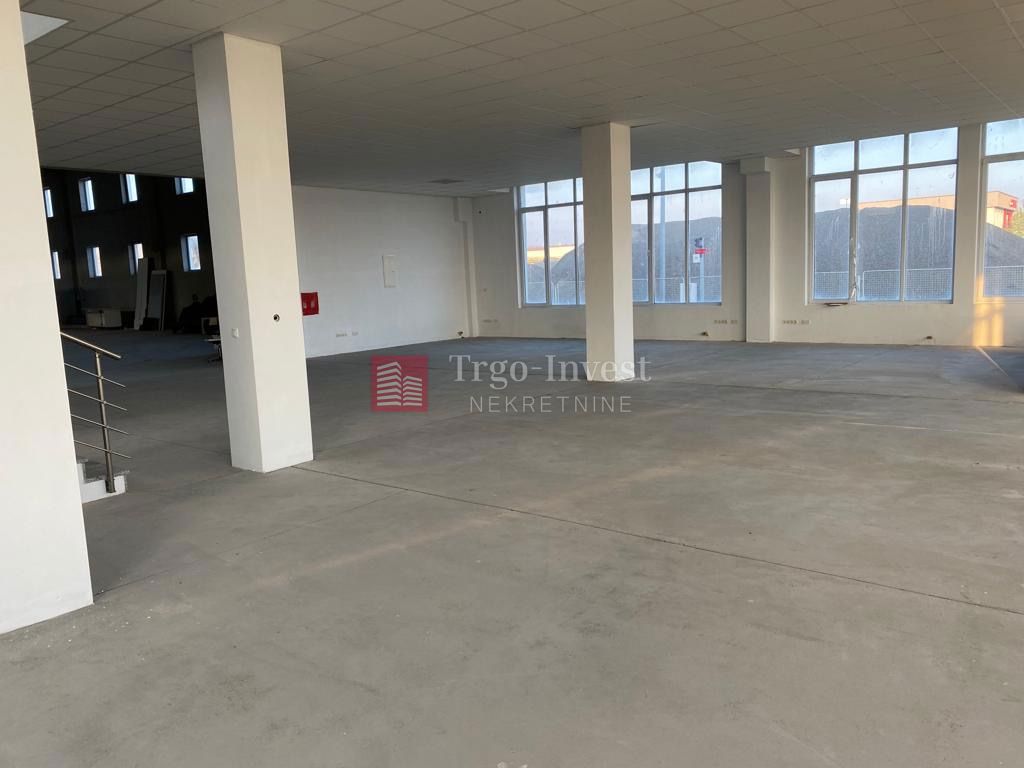 Commerciale Gornja Vrba, 1.350m2