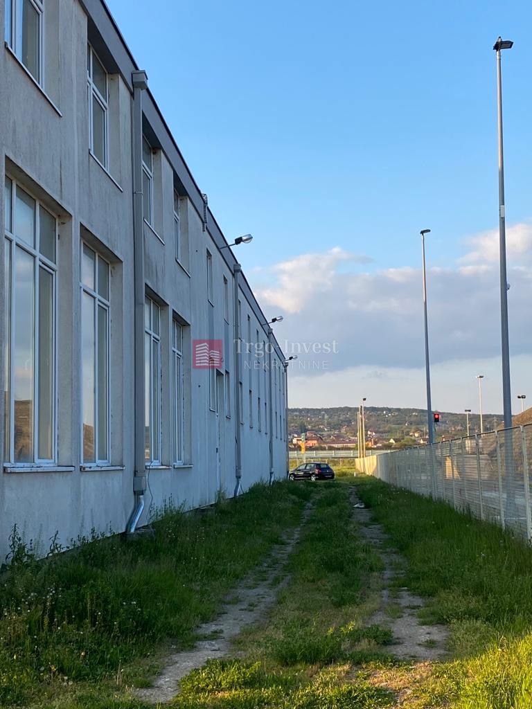 Commerciale Gornja Vrba, 1.350m2