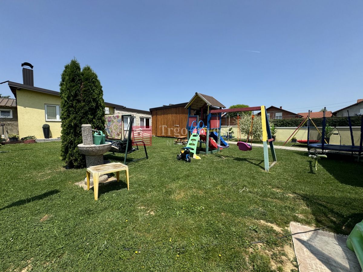 Casa Brodsko Vinogorje, Slavonski Brod, 115m2