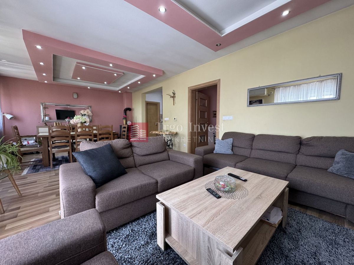 Casa Brodsko Vinogorje, Slavonski Brod, 115m2