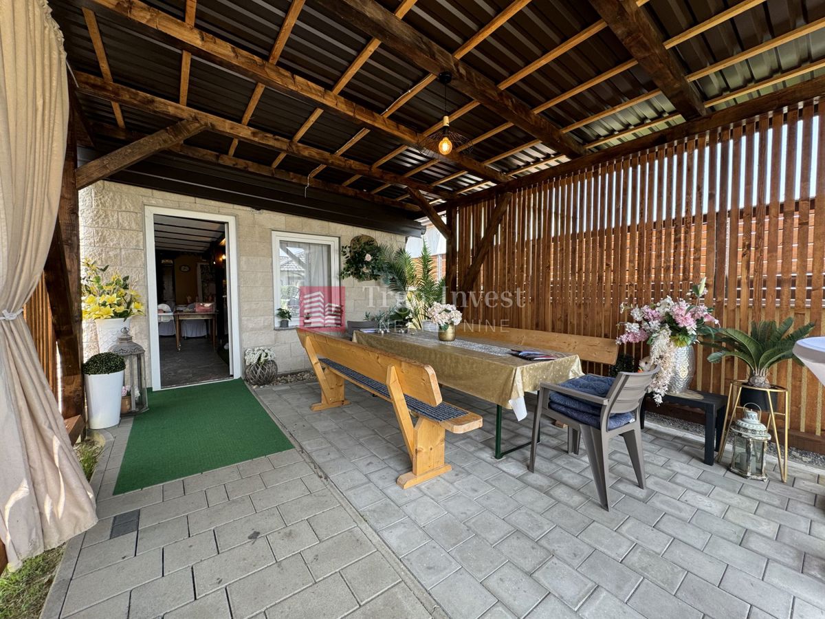 Casa Brodsko Vinogorje, Slavonski Brod, 115m2