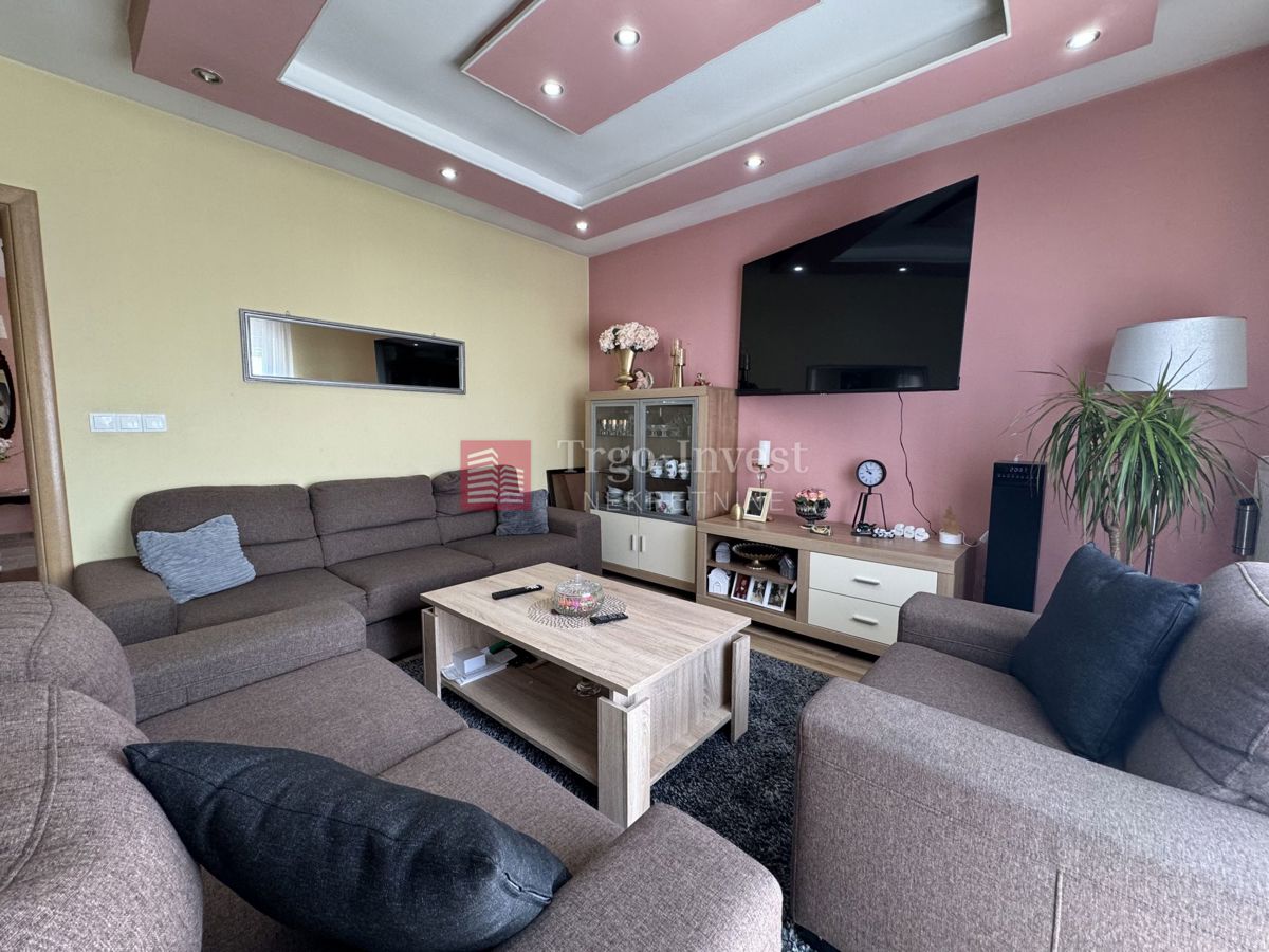 Casa Brodsko Vinogorje, Slavonski Brod, 115m2