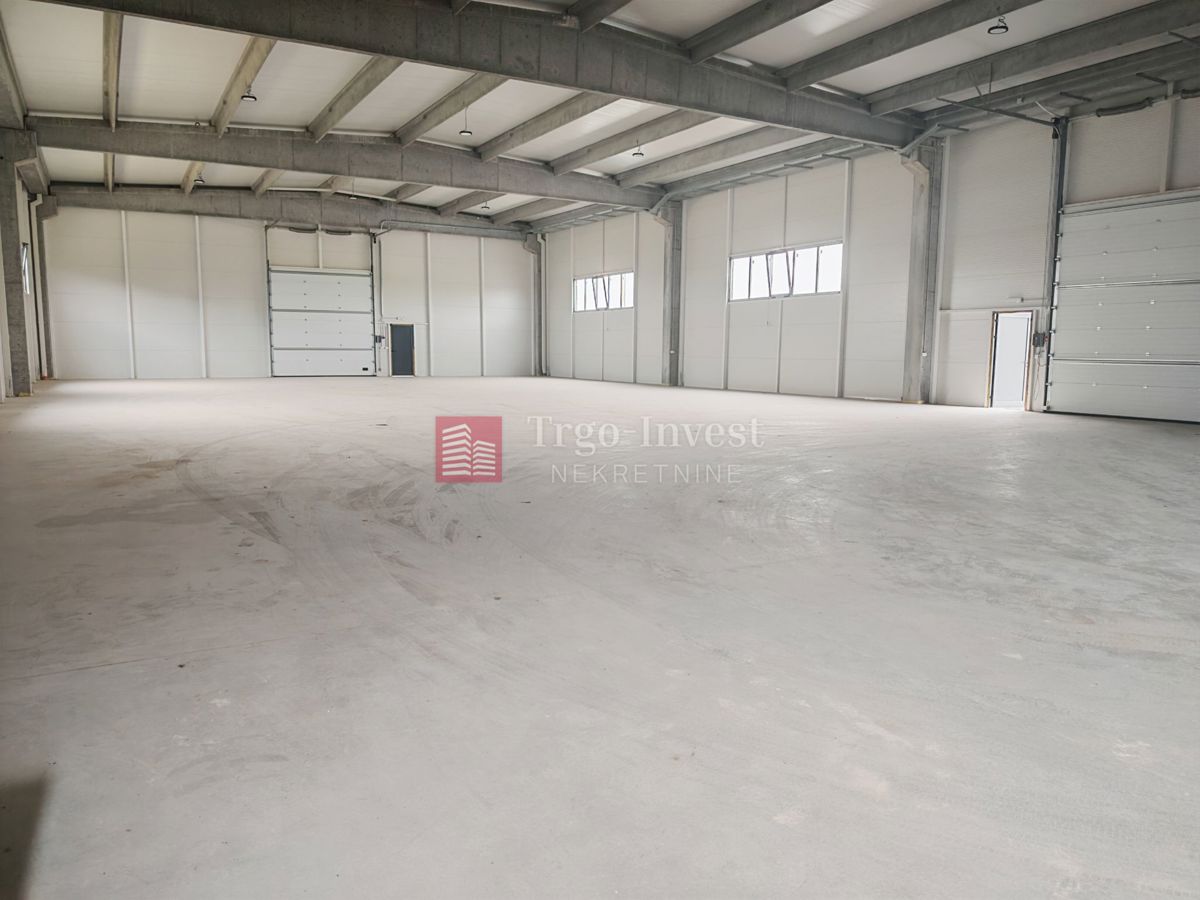 Commerciale Slobodnica, Sibinj, 1.122m2