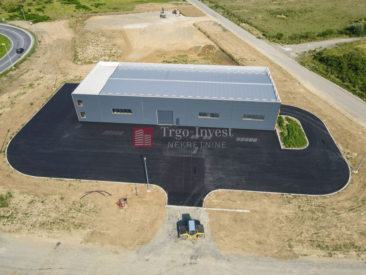 Commerciale Slobodnica, Sibinj, 1.122m2