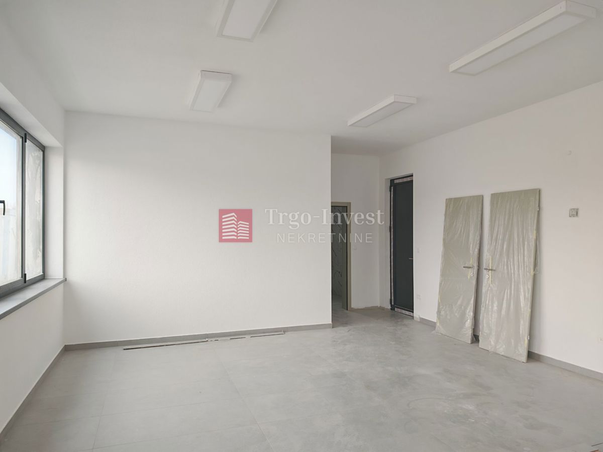 Commerciale Slobodnica, Sibinj, 1.122m2