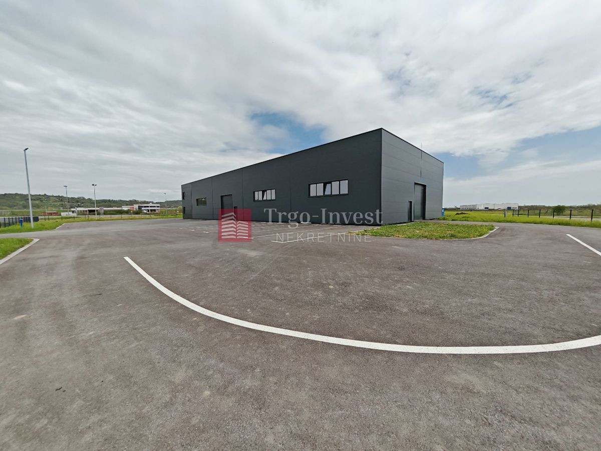 Commerciale Slobodnica, Sibinj, 1.122m2