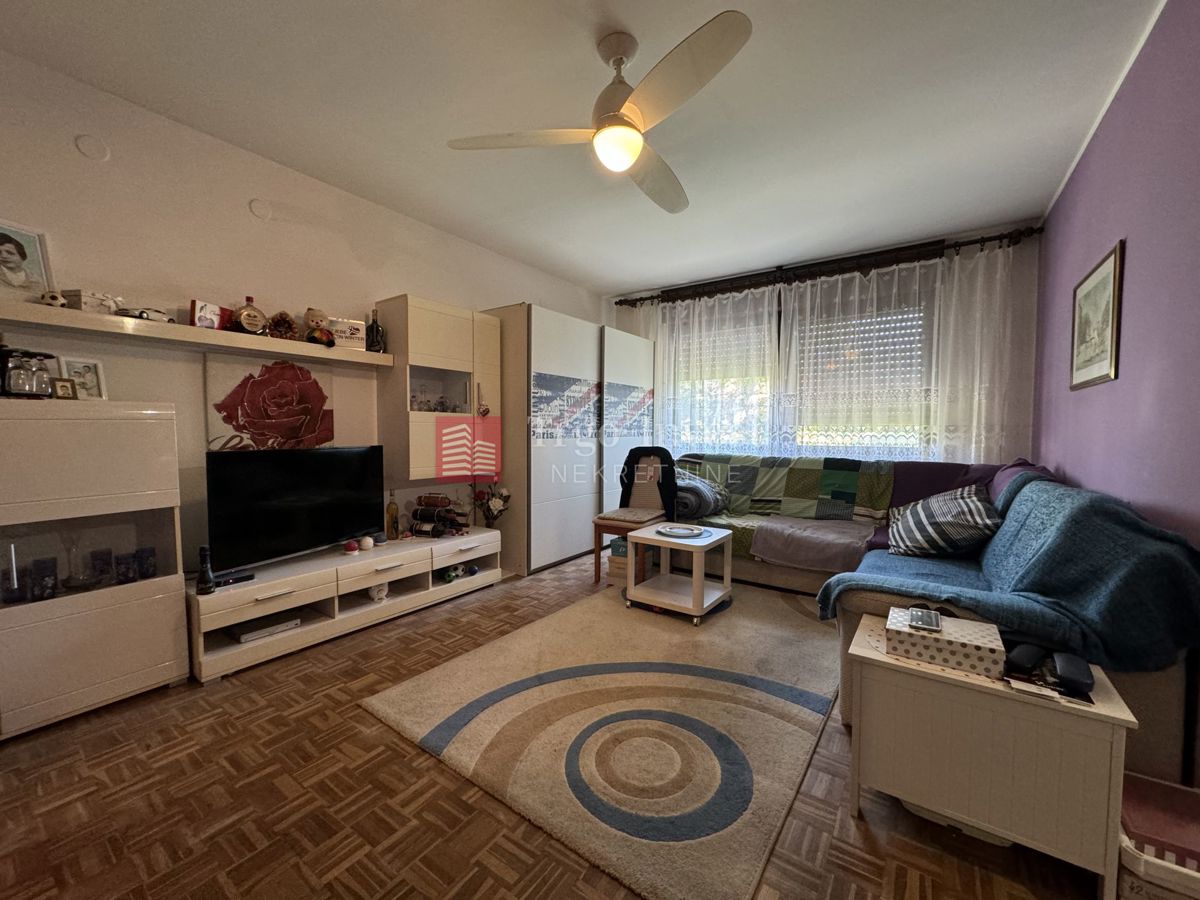 Appartamento Naselje Andrije Hebranga, Slavonski Brod, 67m2