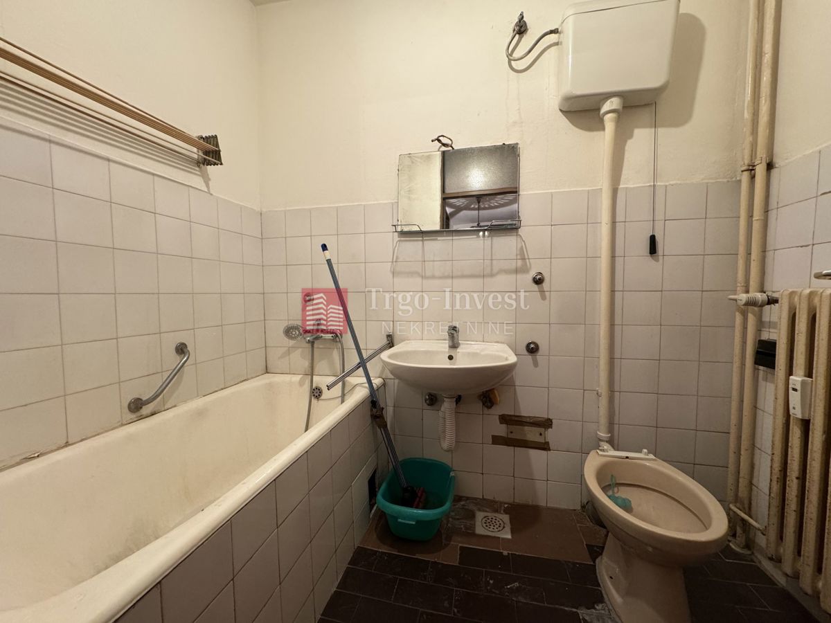 Appartamento Naselje Kralja Tomislava, Slavonski Brod, 52m2