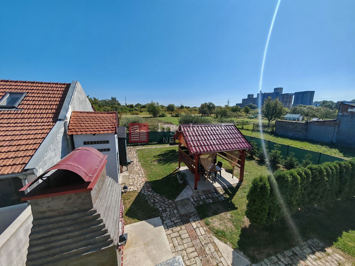 Casa Bjeliš, Slavonski Brod, 110m2