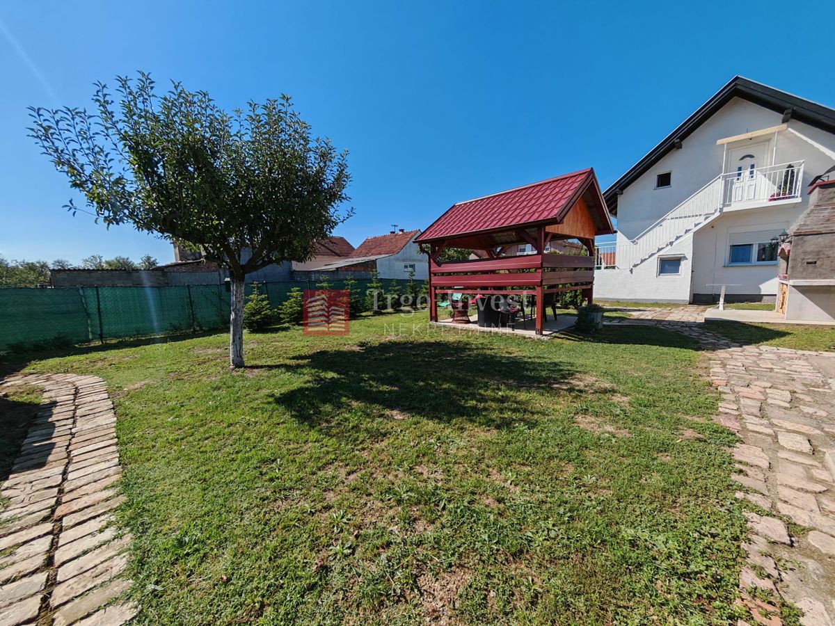 Casa Bjeliš, Slavonski Brod, 110m2