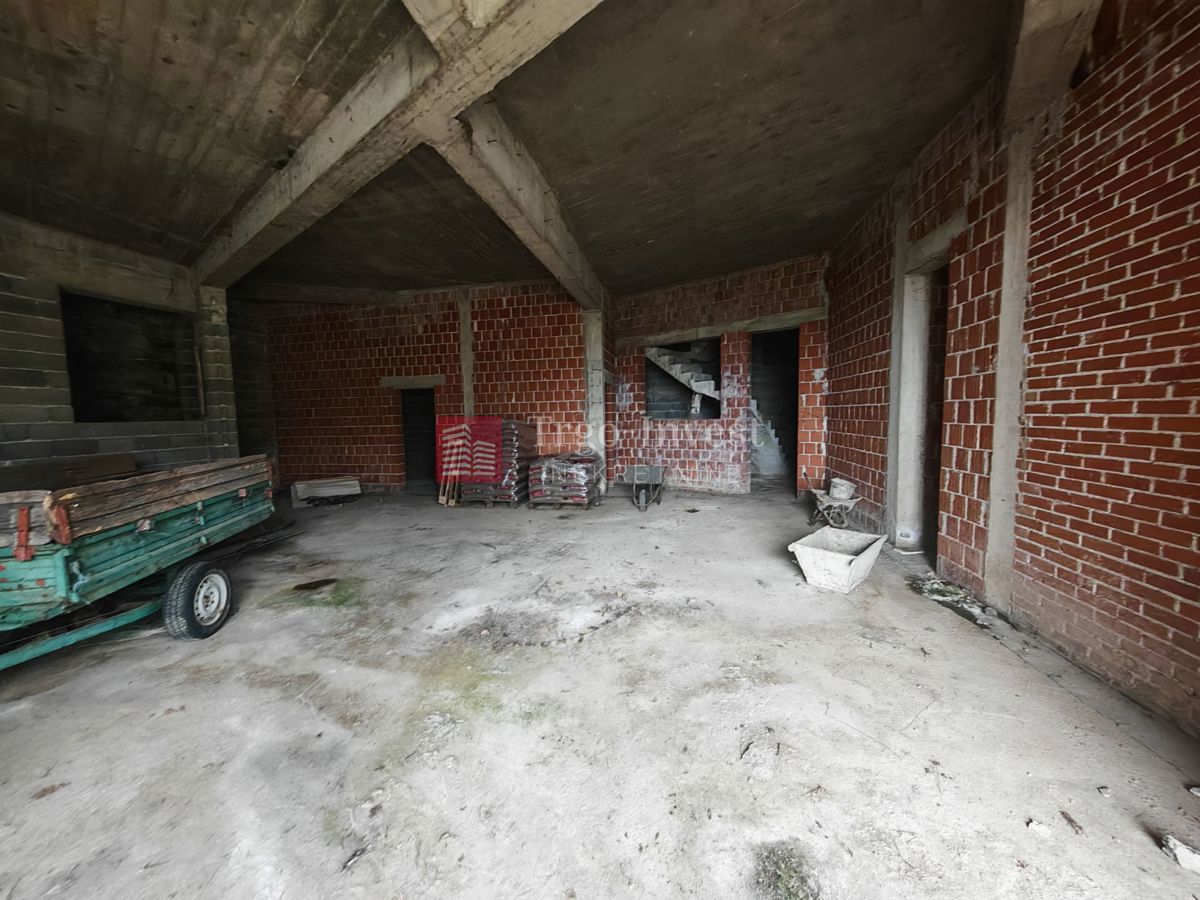 Terreno Brodski Varoš, Slavonski Brod, 1.021m2