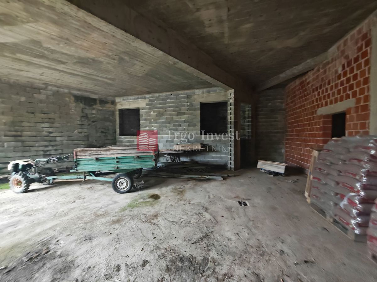 Terreno Brodski Varoš, Slavonski Brod, 1.021m2