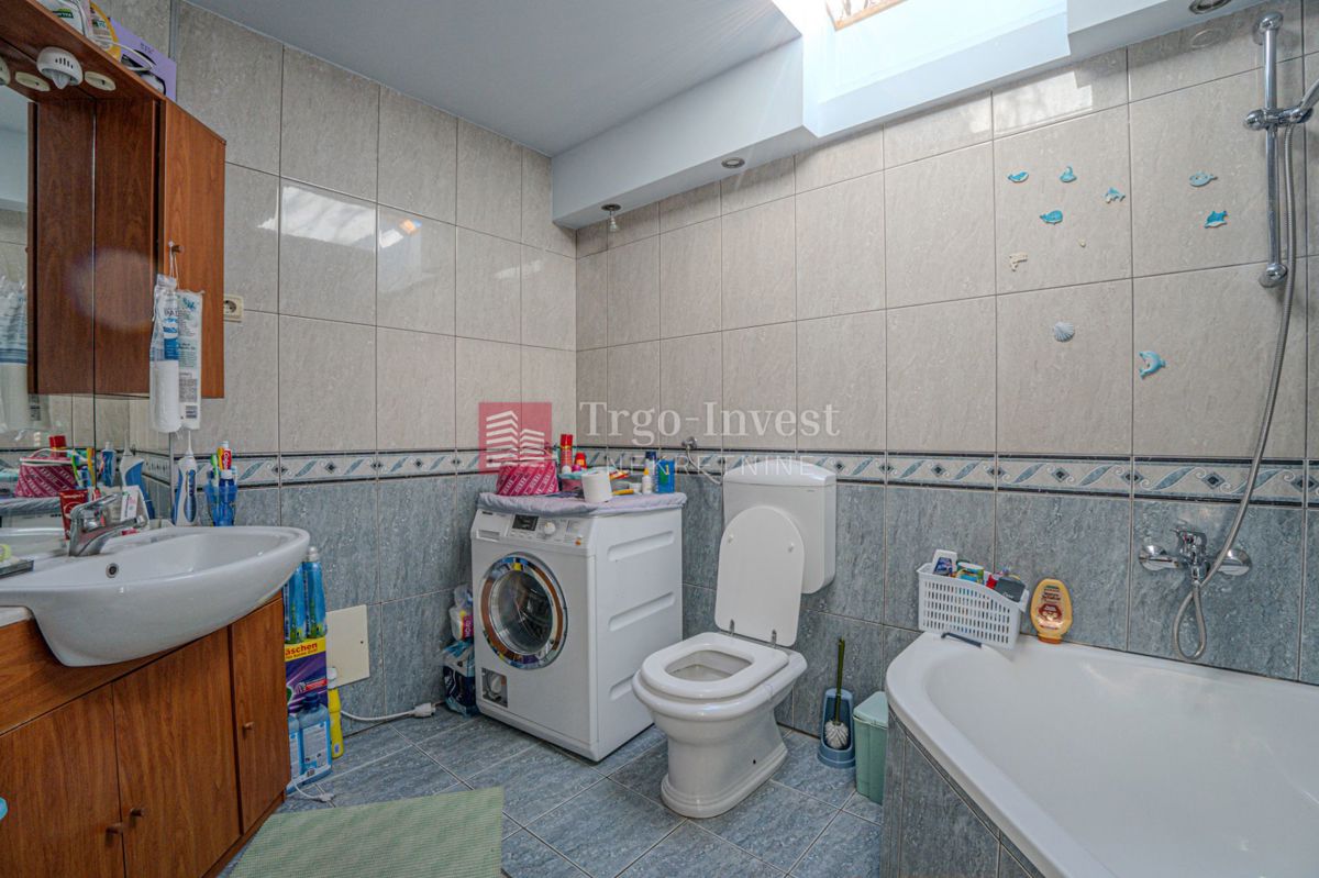 Casa Brodsko Vinogorje, Slavonski Brod, 170m2