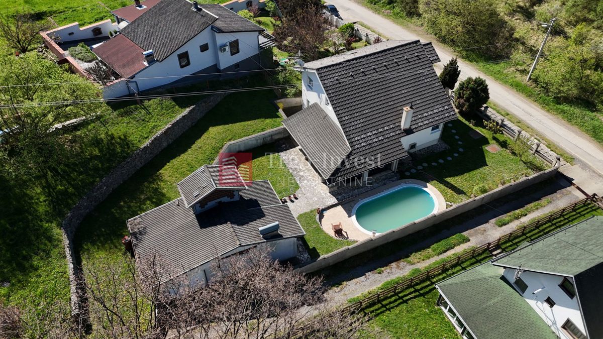 Casa Brodsko Vinogorje, Slavonski Brod, 170m2