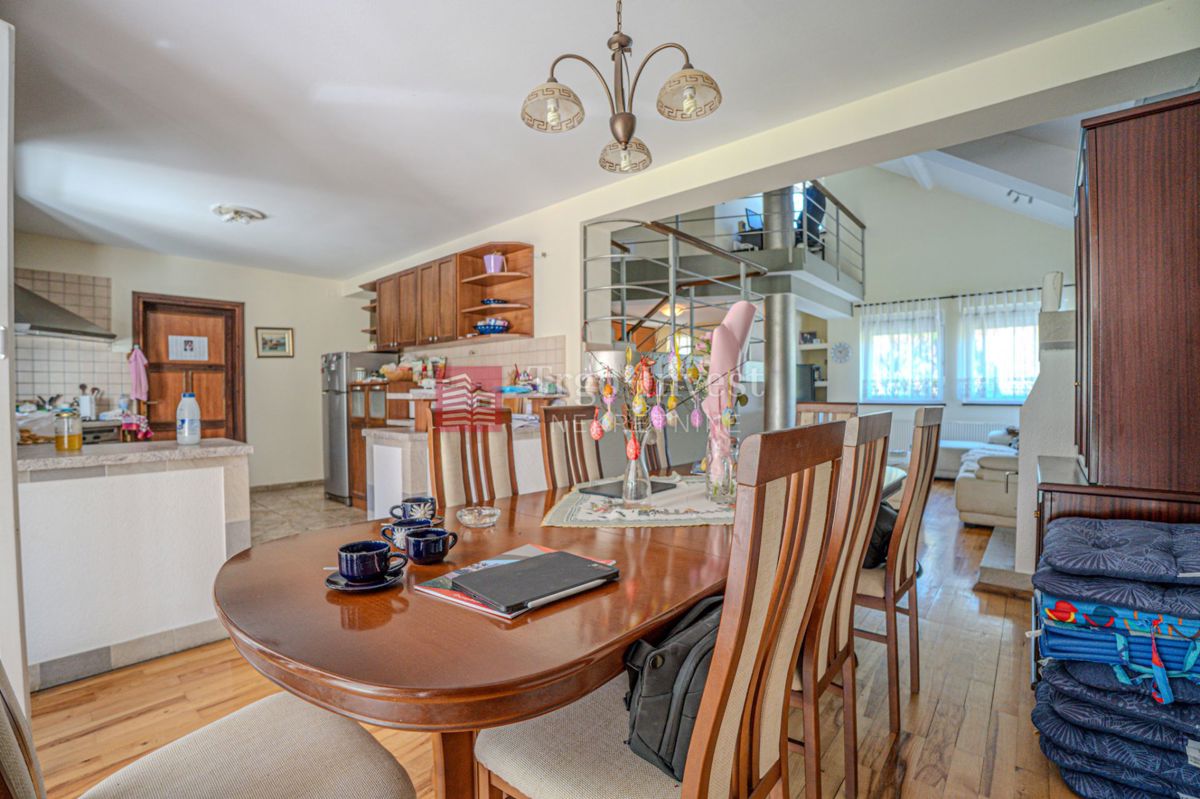 Casa Brodsko Vinogorje, Slavonski Brod, 170m2