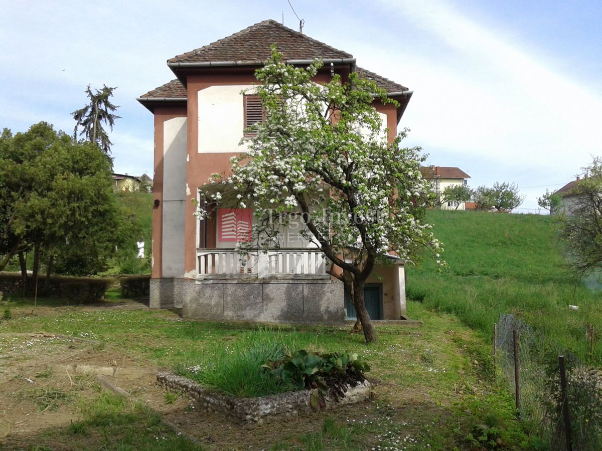 Casa Brodsko Vinogorje, Slavonski Brod, 300m2