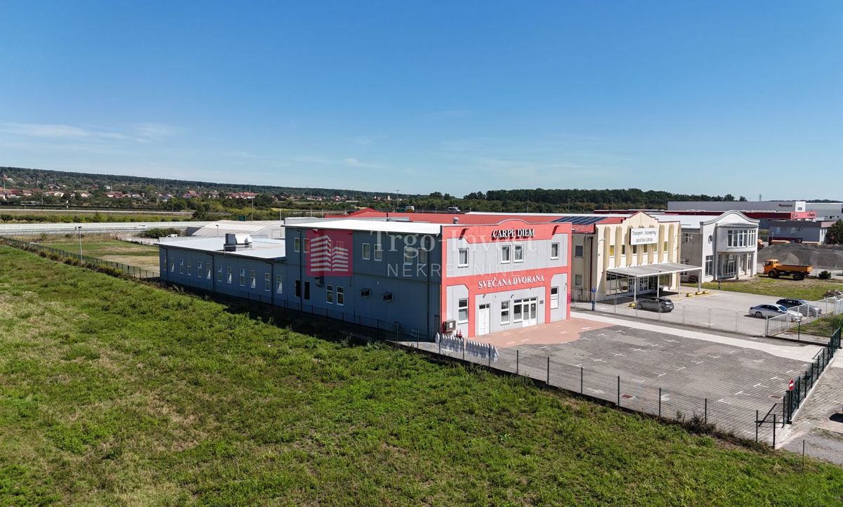 Commerciale Gornja Vrba, 1m2